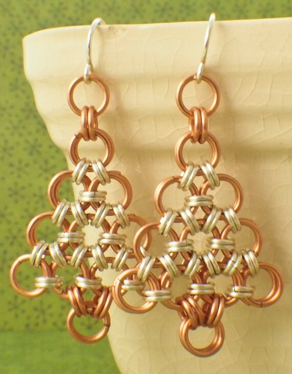 Chainmaille Tutorial  - Christmas Tree Earrings - Simple Enough for a Beginner - Fun for Everyone