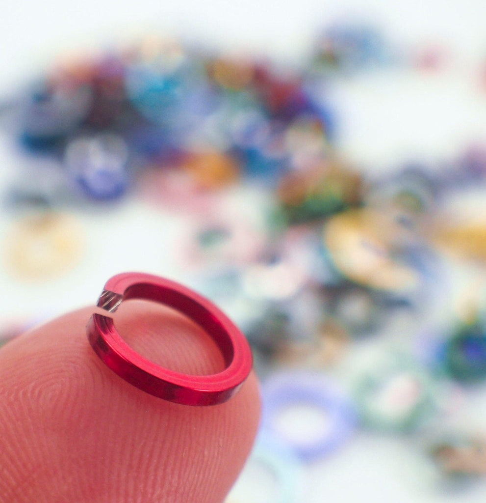 100 Jump Rings Anodized Aluminum Square 16 gauge 5mm ID - 3/16"