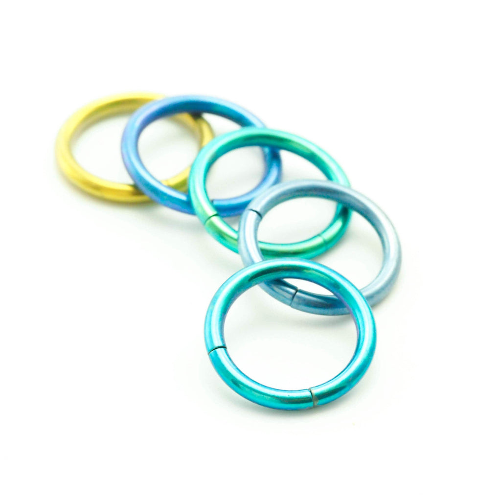 Titanium Hoop - Clicker Segment - Colorful and Hypoallergenic 14, 16, 18 or 20 gauge Piercing