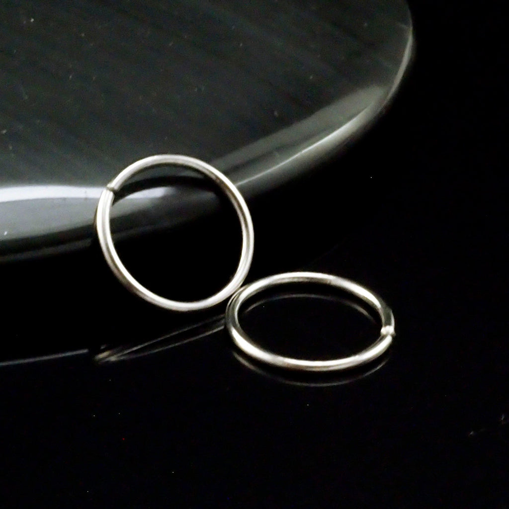1 Simple Hoop Earring in Niobium 20 gauge 10mm - Perfect for Sensitive Skin - Hypo Allergenic and Looks Great Too