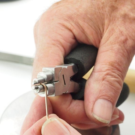 6 Step Looping Pliers - Perfect for Precise Repetitive Loops for Ear Wire and Clasp Making - Professionally Prepped with Free Wire Sample