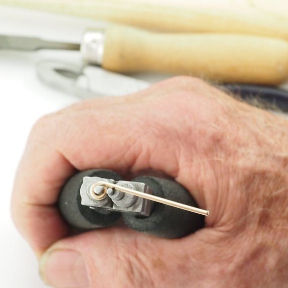 6 Step Looping Pliers - Perfect for Precise Repetitive Loops for Ear Wire and Clasp Making - Professionally Prepped with Free Wire Sample