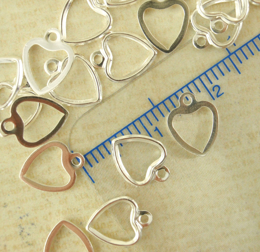 25 Silver Plated Heart Drops - 18mm X 7mm - 100% Guarantee