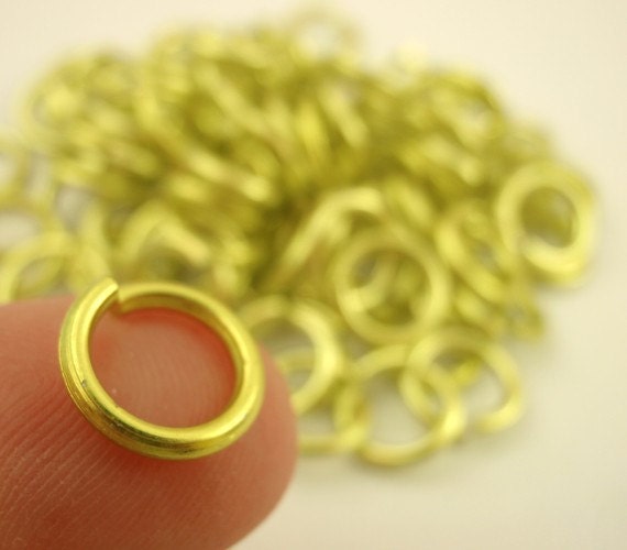 Aluminum Jump Rings 14 gauge 10mm OD Economical - Red, Blue, Pink, Gold, Silver, Green, Black, Purple