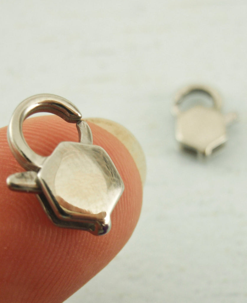 1 Stainless Steel Lobster Clasp - Unique Hexagon Style - Sturdy and Shiny Clasps - Medium 12mm X 8mm - 100% Guarantee