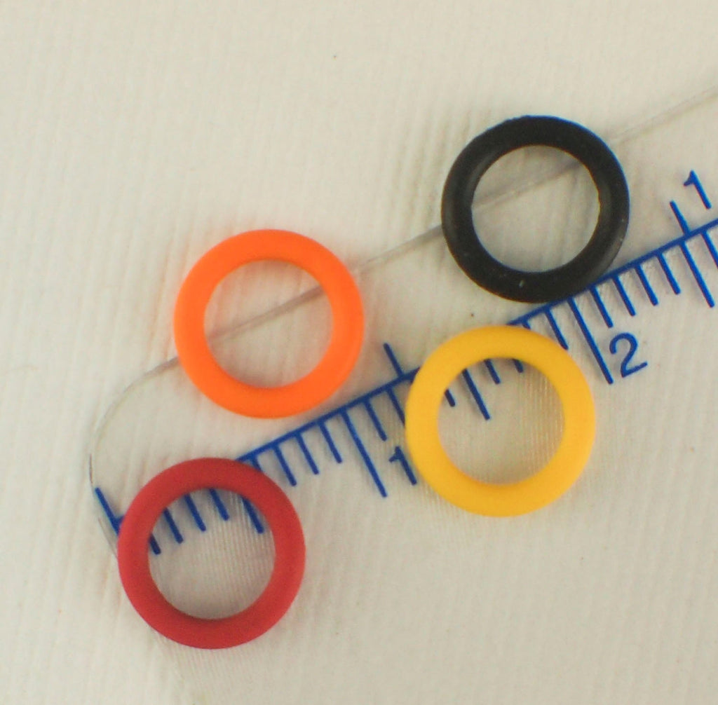 100 Jump Rings Silicone Rubber 14 gauge 5mm ID - 3/16" Black, Red, Yellow, Green, Blue, Purple