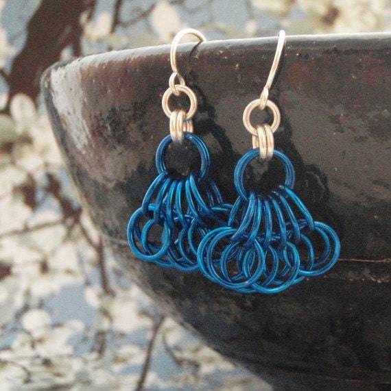 You Don't Bring Me Flowers Earrings Tutorial