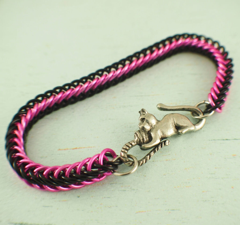 1 Cat S-Hook Clasp in Antique Copper, Antique Gold, Antique Silver or Gold Plated With 2 Matching Jump Rings - 100% Guarantee