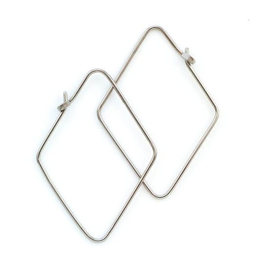 Wire Jewelry Grade Stainless Steel 316L Premium Round in Gauge 12, 14, 16, 18, 20, 22, 24, 26, 28, 30, 32 - 100% Guarantee