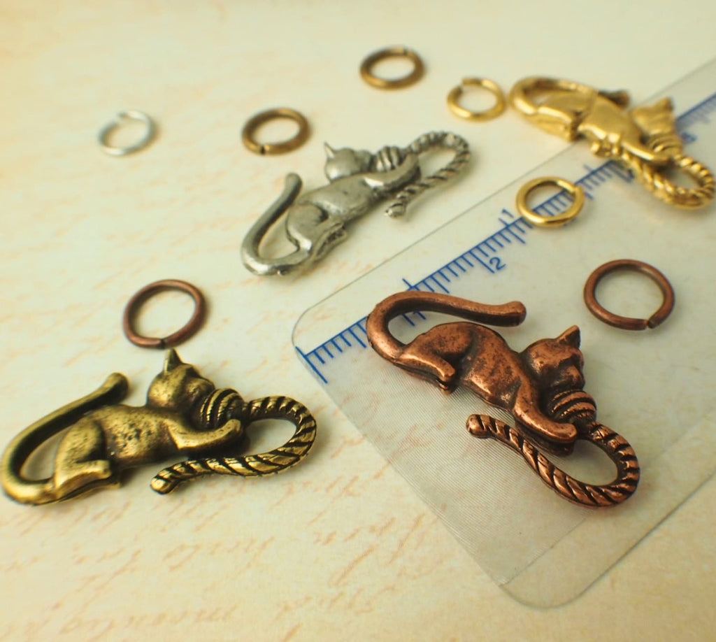 1 Cat S-Hook Clasp in Antique Copper, Antique Gold, Antique Silver or Gold Plated With 2 Matching Jump Rings - 100% Guarantee