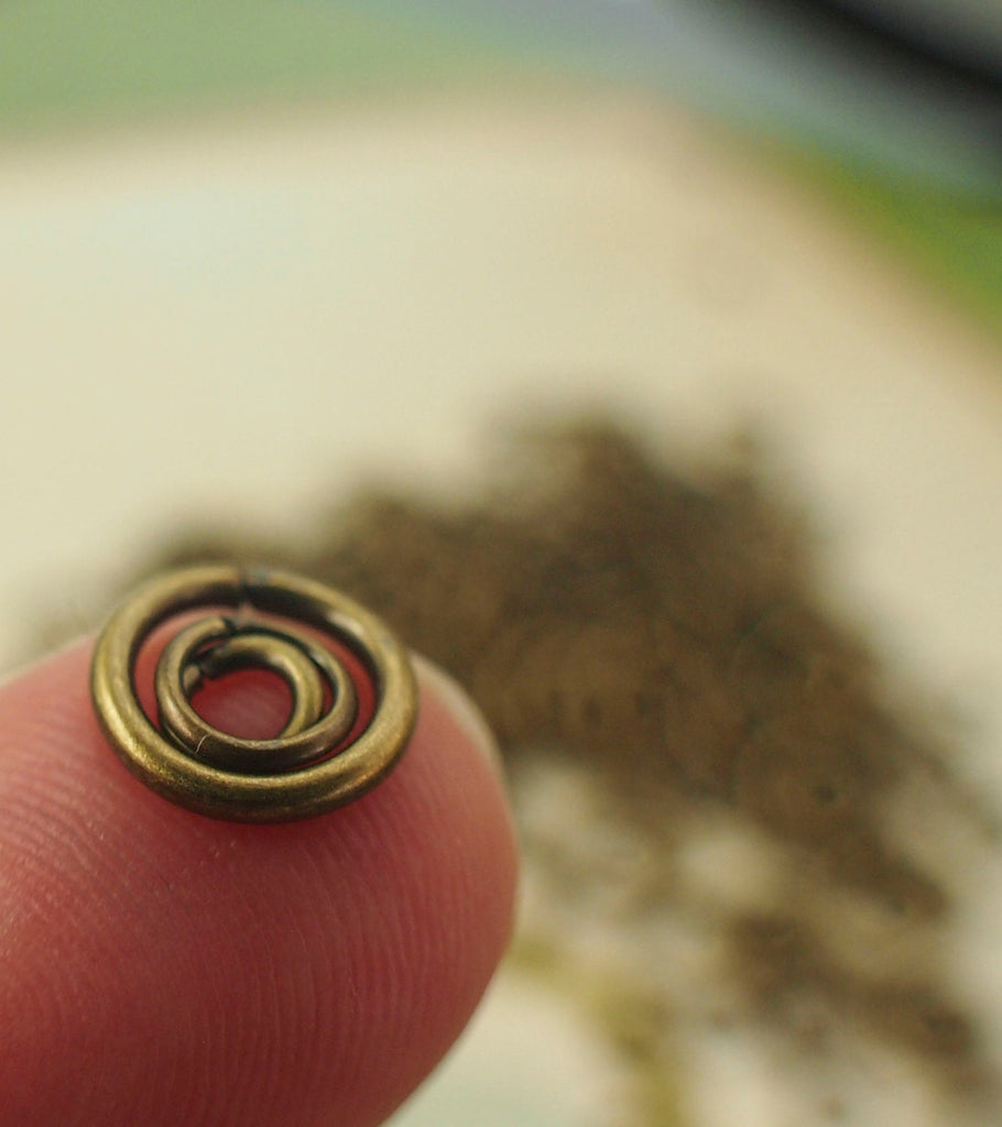 100 Antique Gold Jump Rings - Vintage Look in 22, 20, 18, 16 Gauge - Best Commercially Made - 100 % Guarantee