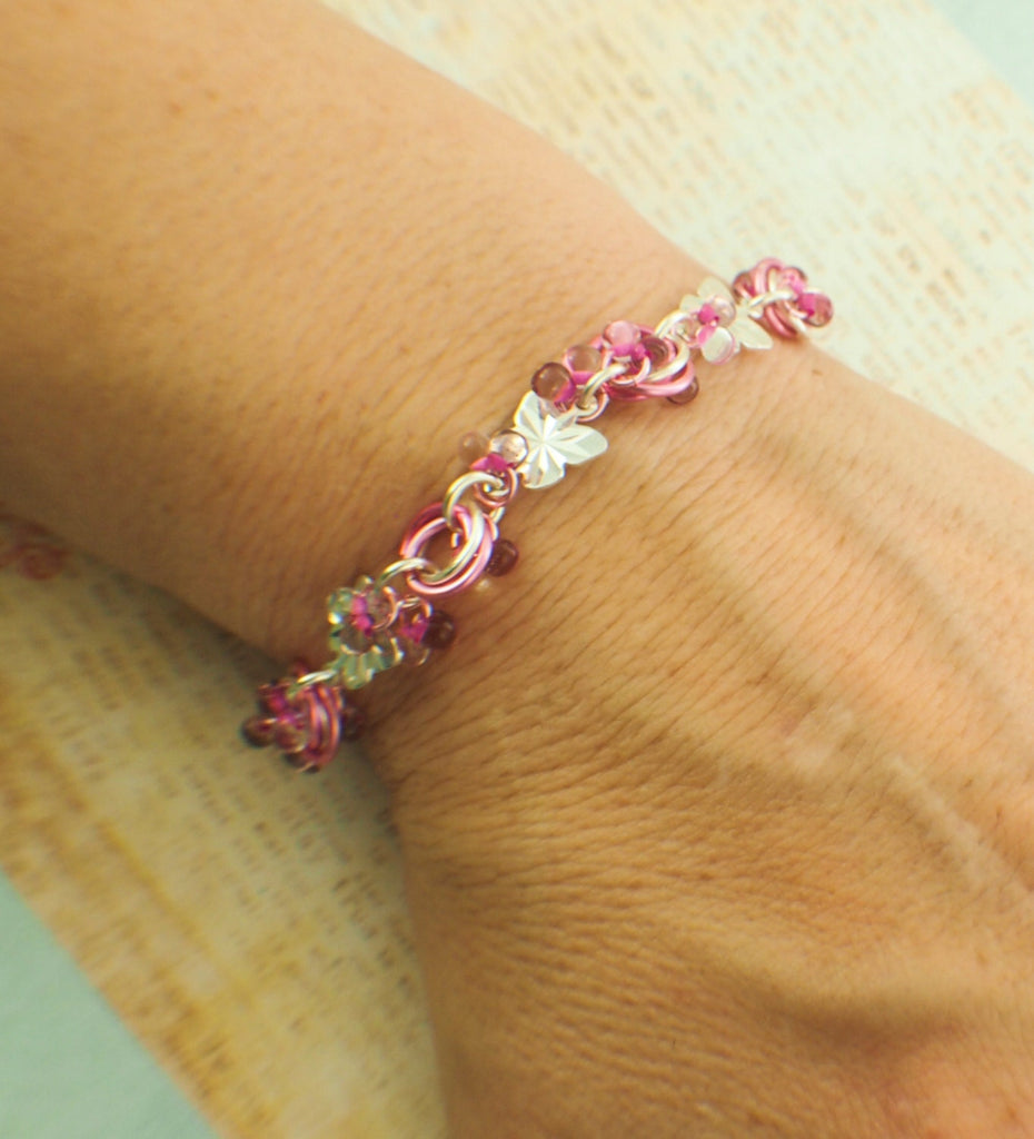Butterfly Kisses Bracelet Tutorial - Fast and Easy - Expert PDF