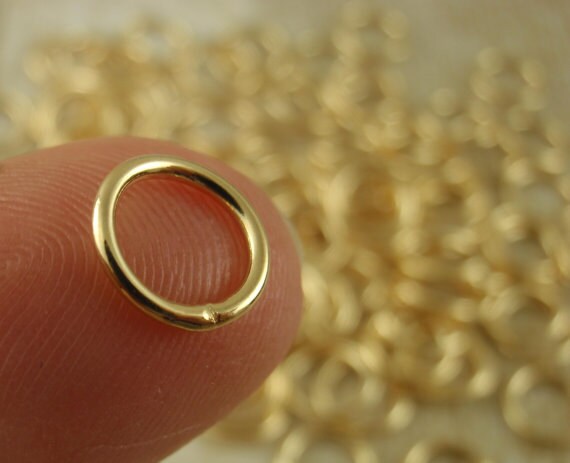 100 Soldered Closed Jump Rings in Copper, Gunmetal, Antique Gold, Silver Plate or Gold Plate - 18 gauge 10mm OD - Best Commercially Made