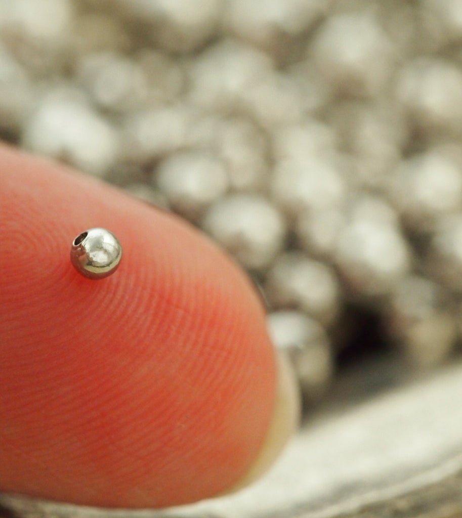 100 Bright Silver Smooth Round Beads - 2.5mm, 3mm, 4mm, 5mm, or 6mm.