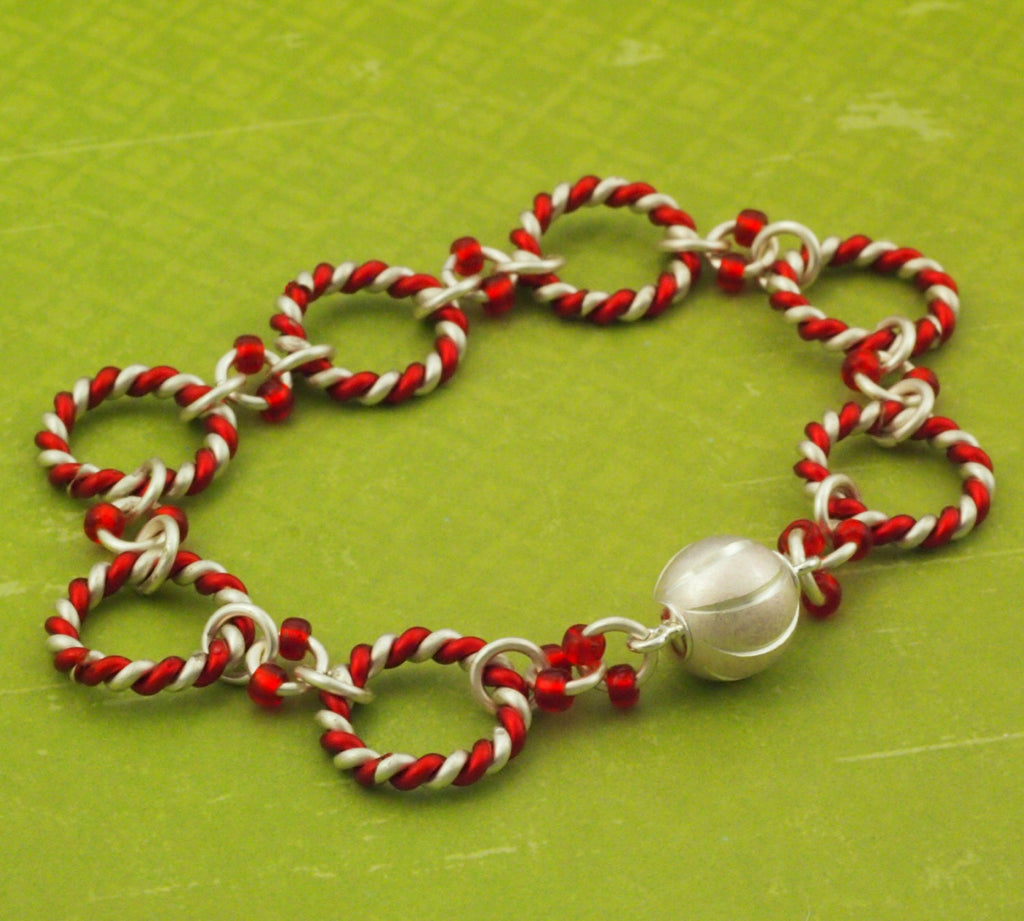 Mint Links Bracelet and Earrings - Expert Tutorial