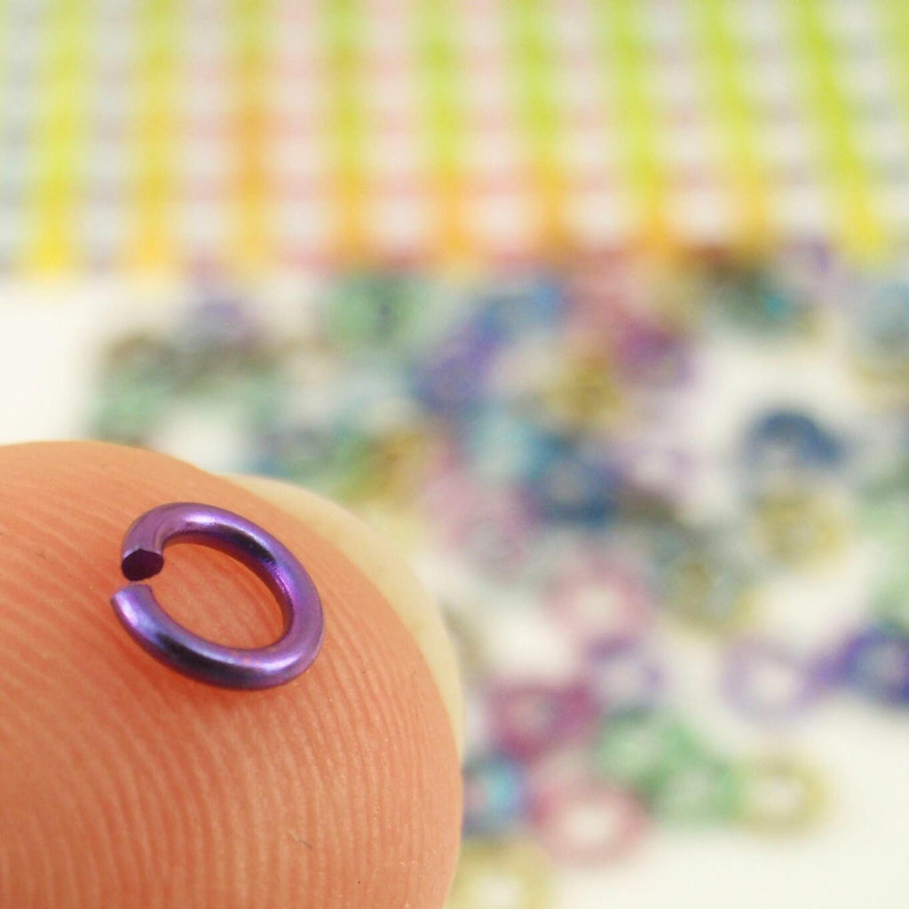 100 Anodized Niobium Jump Rings 16 gauge - Hypoallergenic - You Pick Diameter and Color