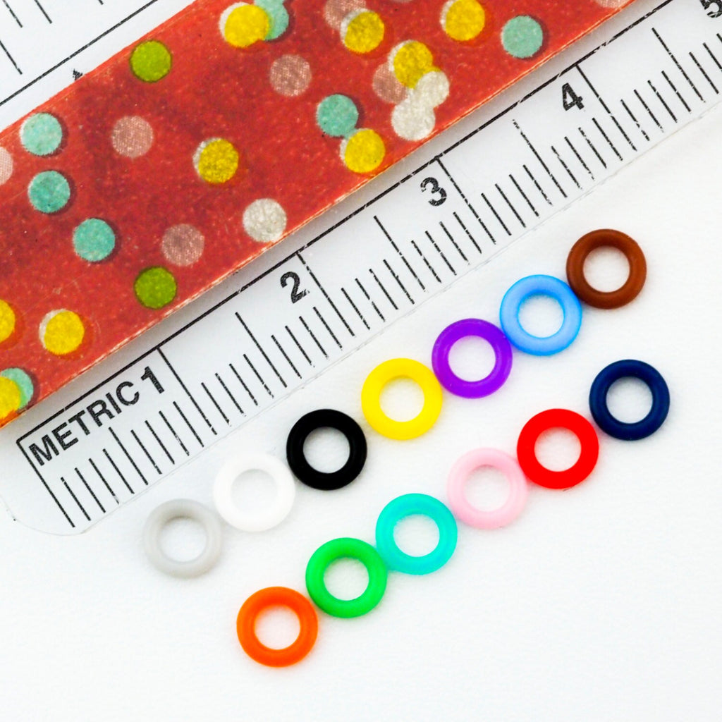 100 - 5mm OD Silicone Jump Rings - You Pick Color - Black, White, Brown, Pink, Purple, Blue, Green, Yellow, Orange, Red or Rainbow Mix