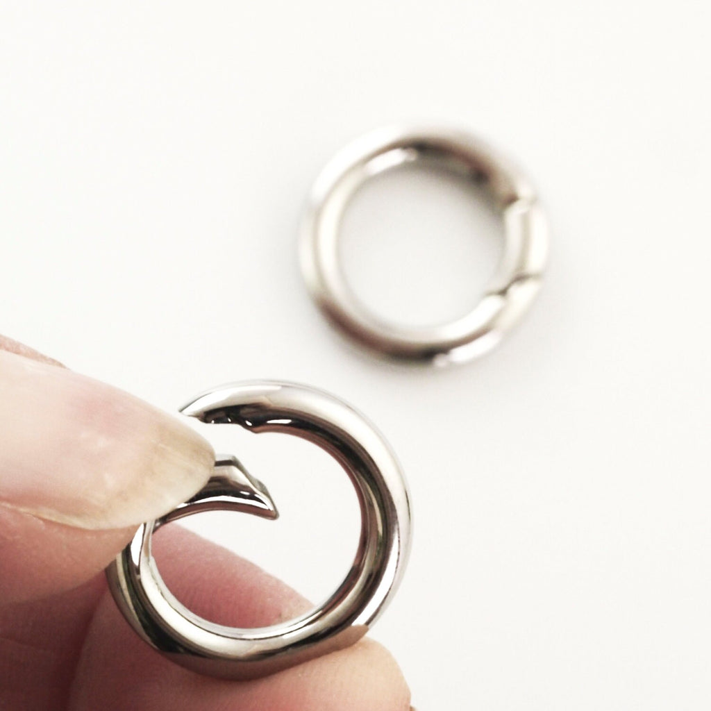 1 Stainless Steel Round Circle Clasp - 20.5mm or 24mm - 100% Guarantee