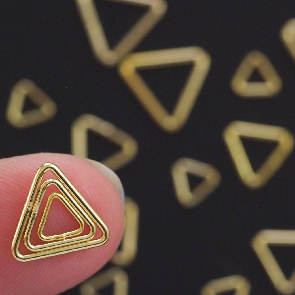 3 - 14kt Gold Filled Soldered Closed Triangle Jump Rings