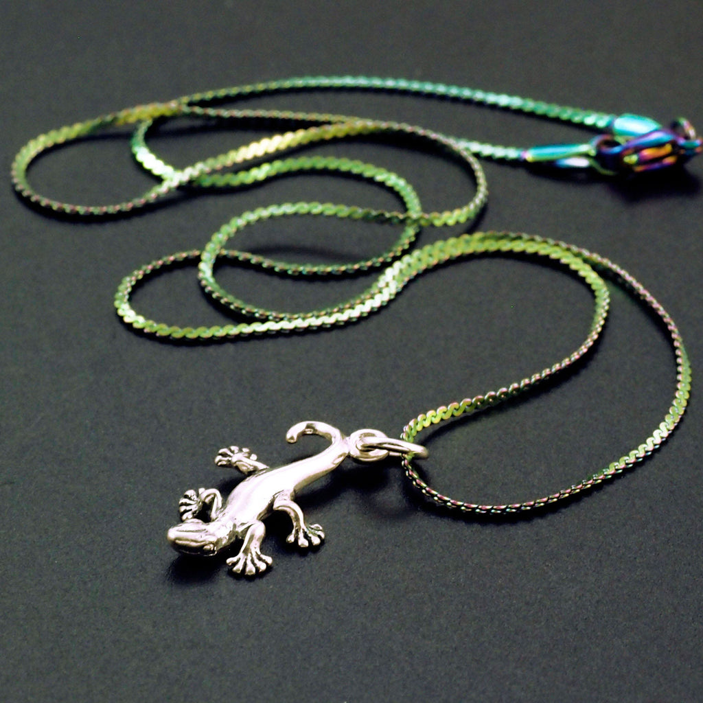 1 Antique Sterling Silver Gecko Charm - 21mm x 12mm