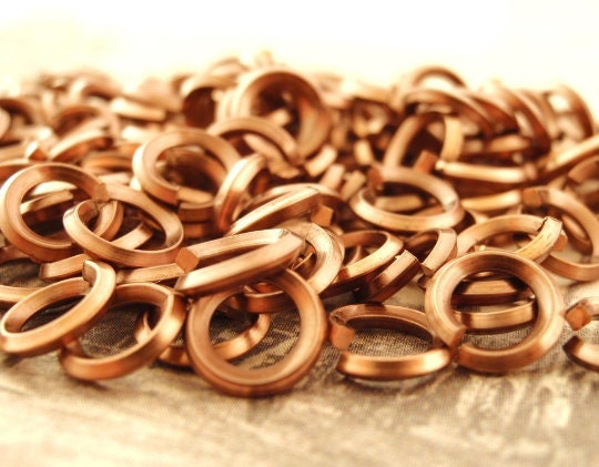 50 Square On Edge Jump Rings - 18 gauge 4.25mm ID  Silver, Gold, Copper, Antique Copper, Vintage Bronze - Makes Byzantine