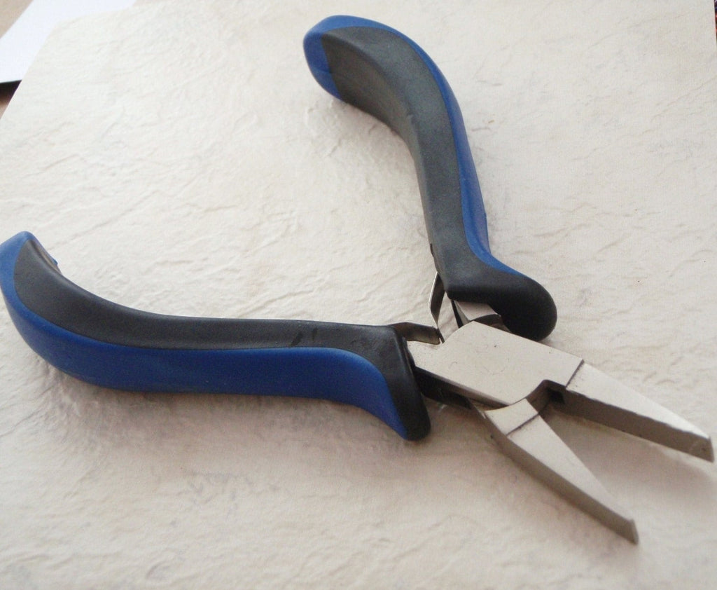 Flat Nose Chainmailler's Pliers - Perfect for Beginners and Beyond - Professionally Prepped