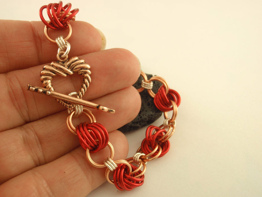 Love Knot Bracelet Tutorial