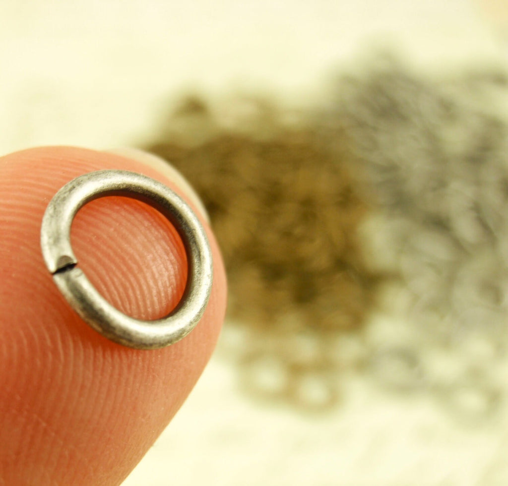 100 Jump Rings 16 gauge 8mm OD - Best Commercially Made - Silver Plate, Antique Silver, Gold Plate, Antique Gold, Gunmetal, Copper