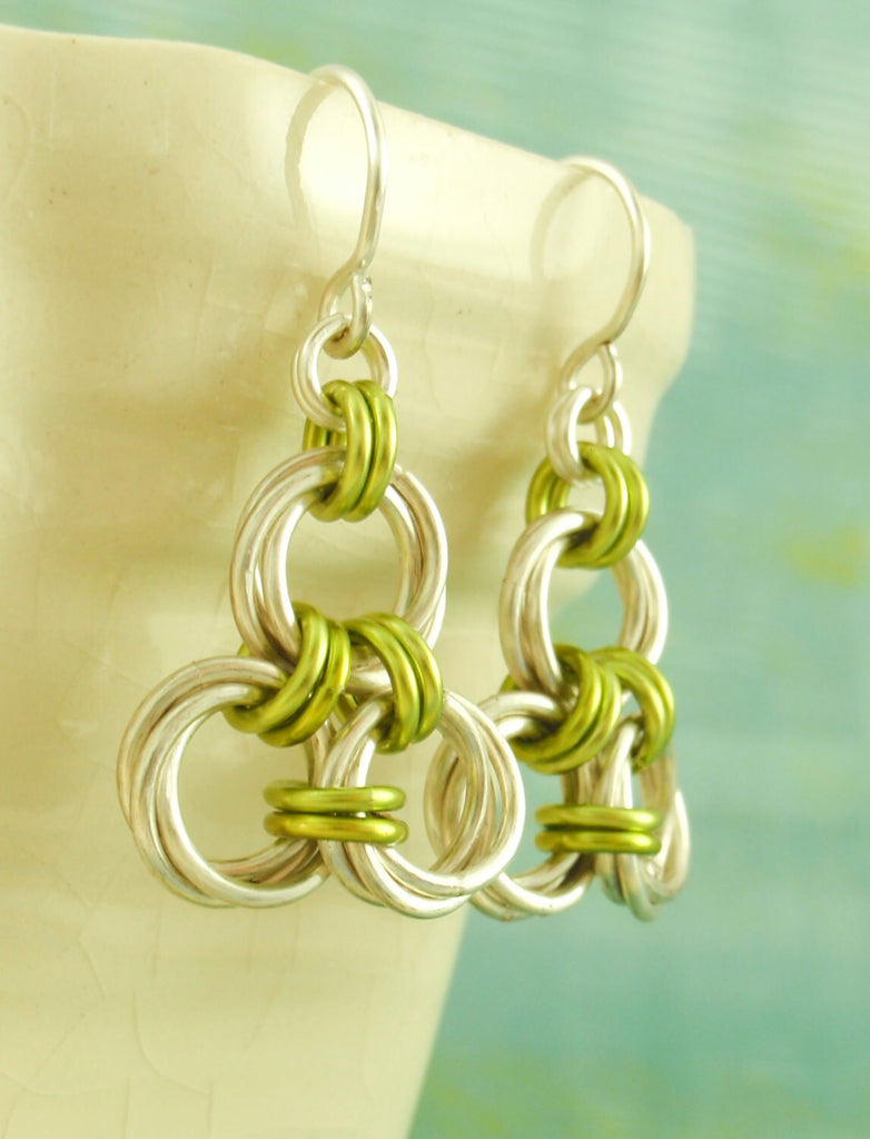 Twisted Shes Got the Look  Earrings PDF - Basic Instructions - Tutorial