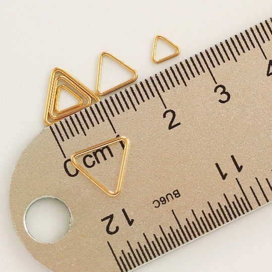 3 - 14kt Gold Filled Soldered Closed Triangle Jump Rings