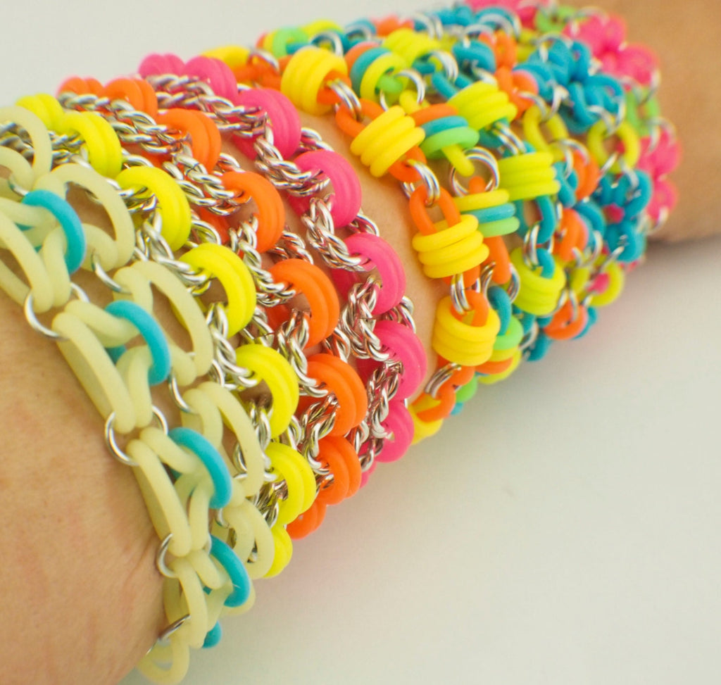 Premium Xs and Os Stretch Chainmaille Bracelet Kit - Neon Rubber and Aluminum