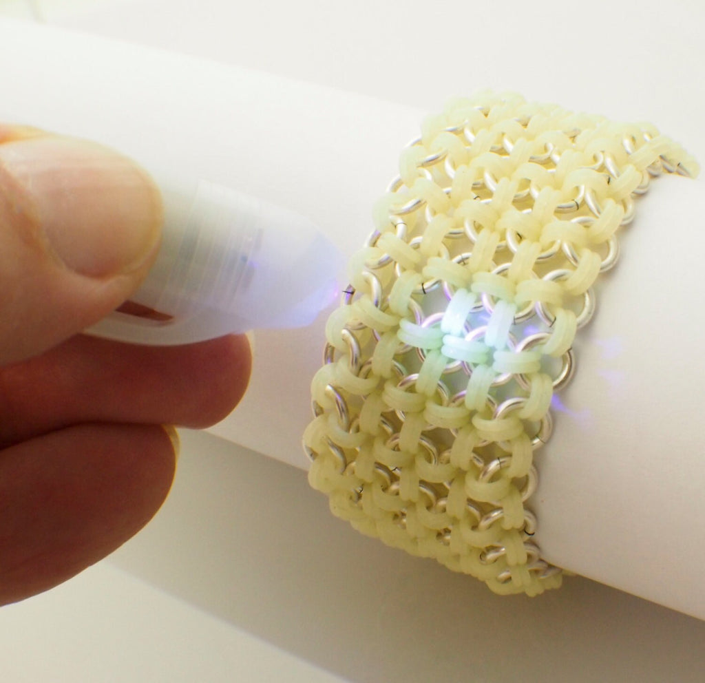 Glow in the Dark Rubber Jump Rings  -  You Pick Size - These Really Glow