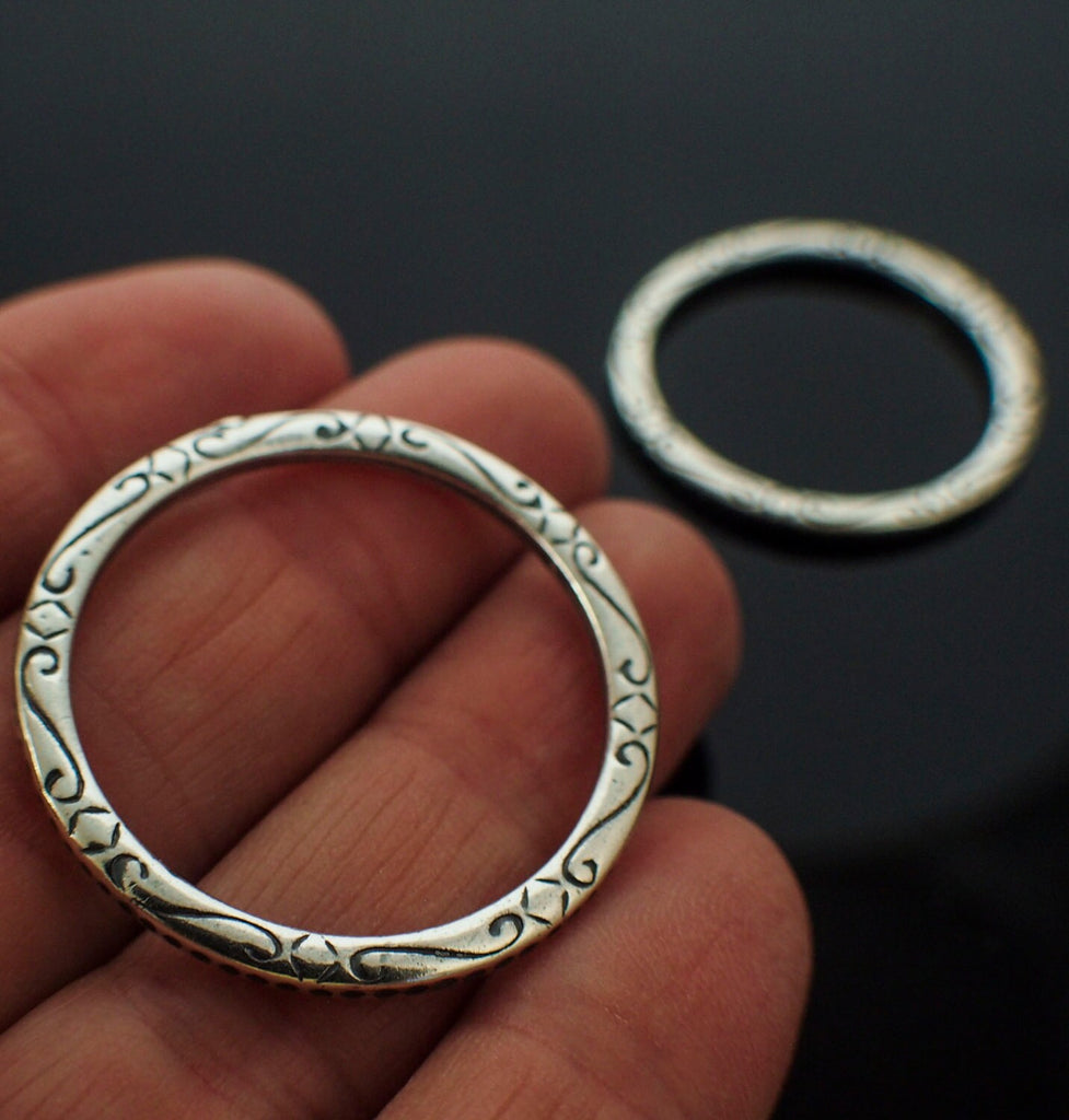 1 Antique Silver Plated Link, Focal, Soldered Closed Patterned Jump Ring 12 gauge 32mm OD - 100% Guarantee