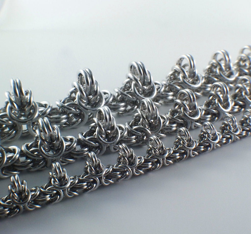 Basic Chainmail Tutorial - Spiky Byzantine - Intermediate and Experienced