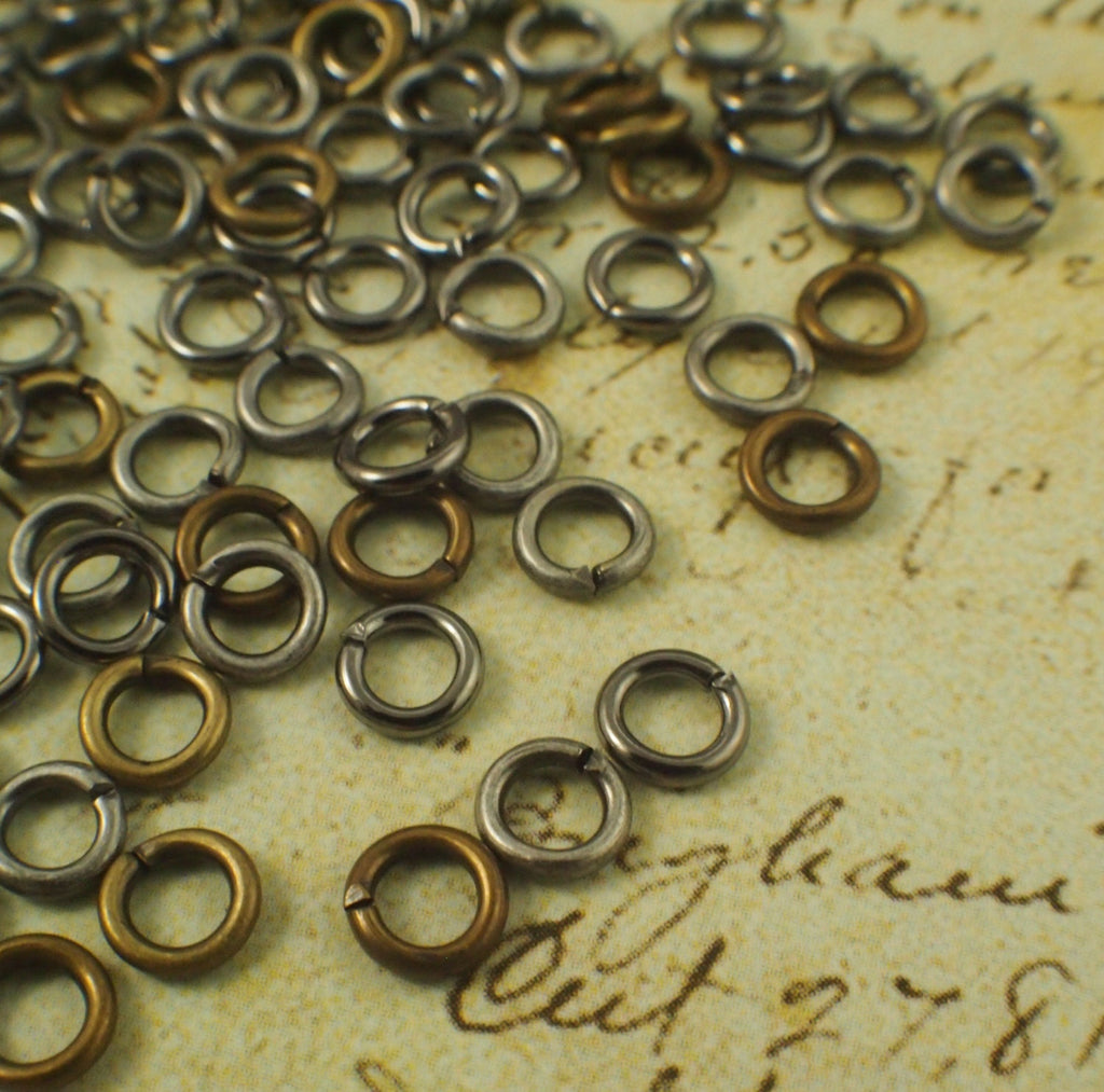 100 - 18 gauge 5mm OD  Jump Rings - Silver Plate, Gold Plate, Antique Silver, Antique Gold, Gunmetal,  Best Commercially Made