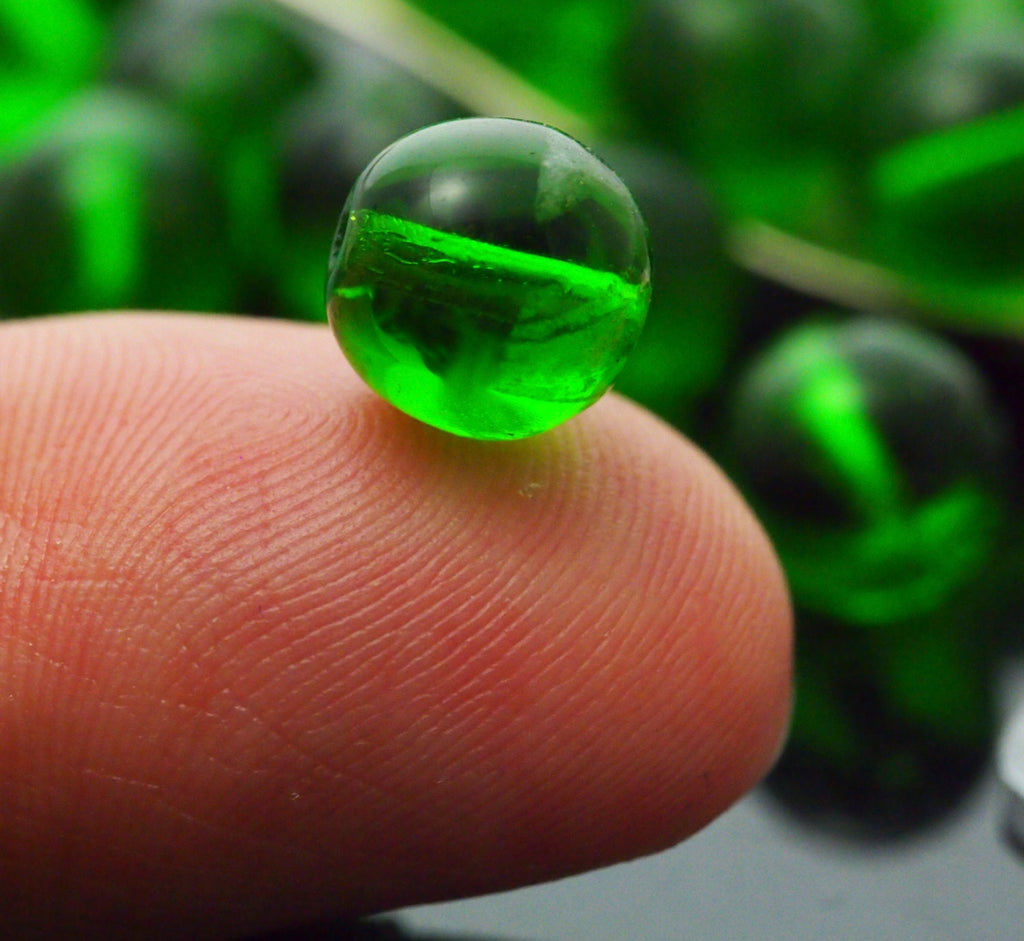15 - 8mm Glow in the Dark Emerald Green Beads - Smooth Czech Glass Rounds - 100% Guarantee