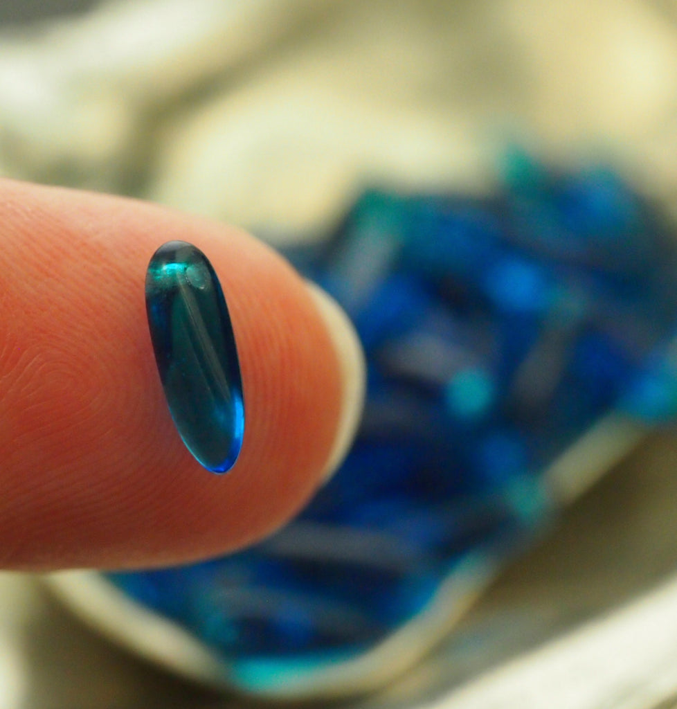25 Capri Blue Dagger Beads 3mm X 10mm or 5mm X 16mm - 100% Guarantee