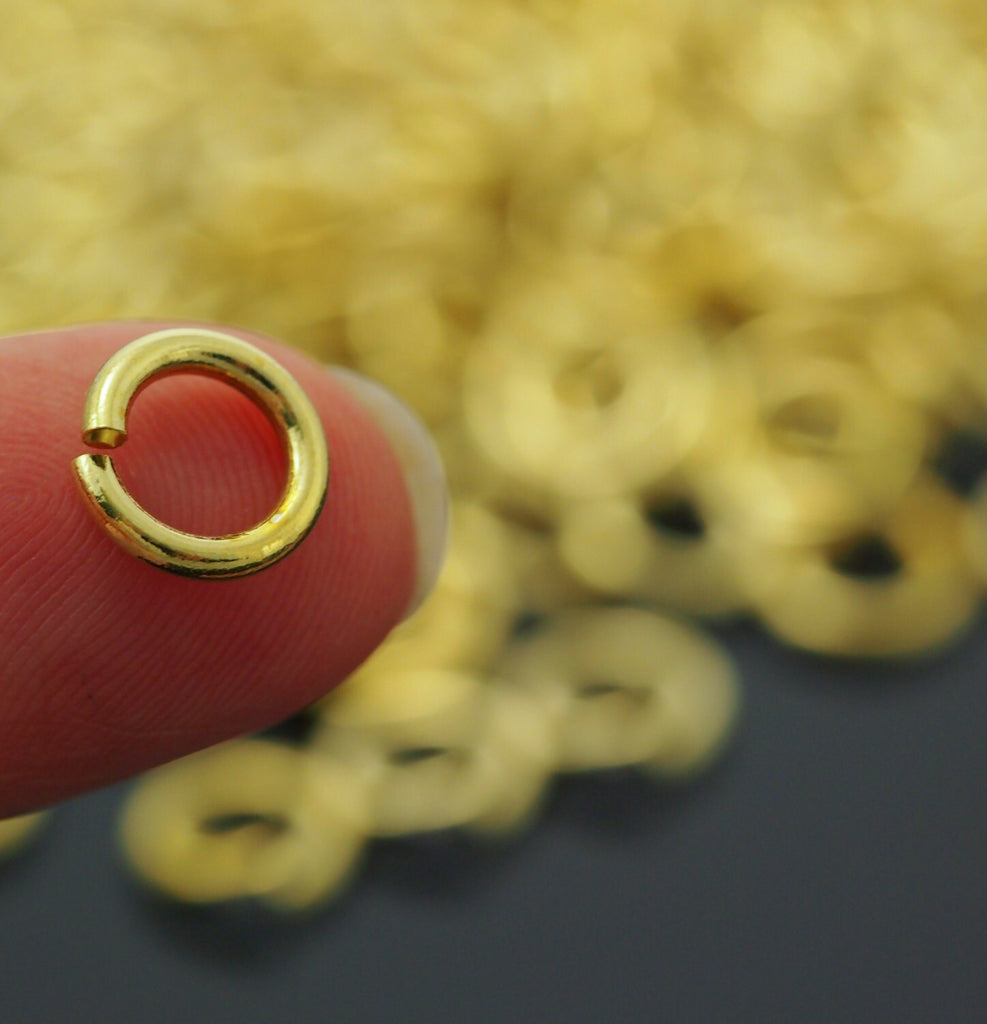 100 Yellow Brass Jump Rings - Handmade in Your Choice of Gauge 10, 12, 14, 16, 18, 20, 22, 24 and Diameter