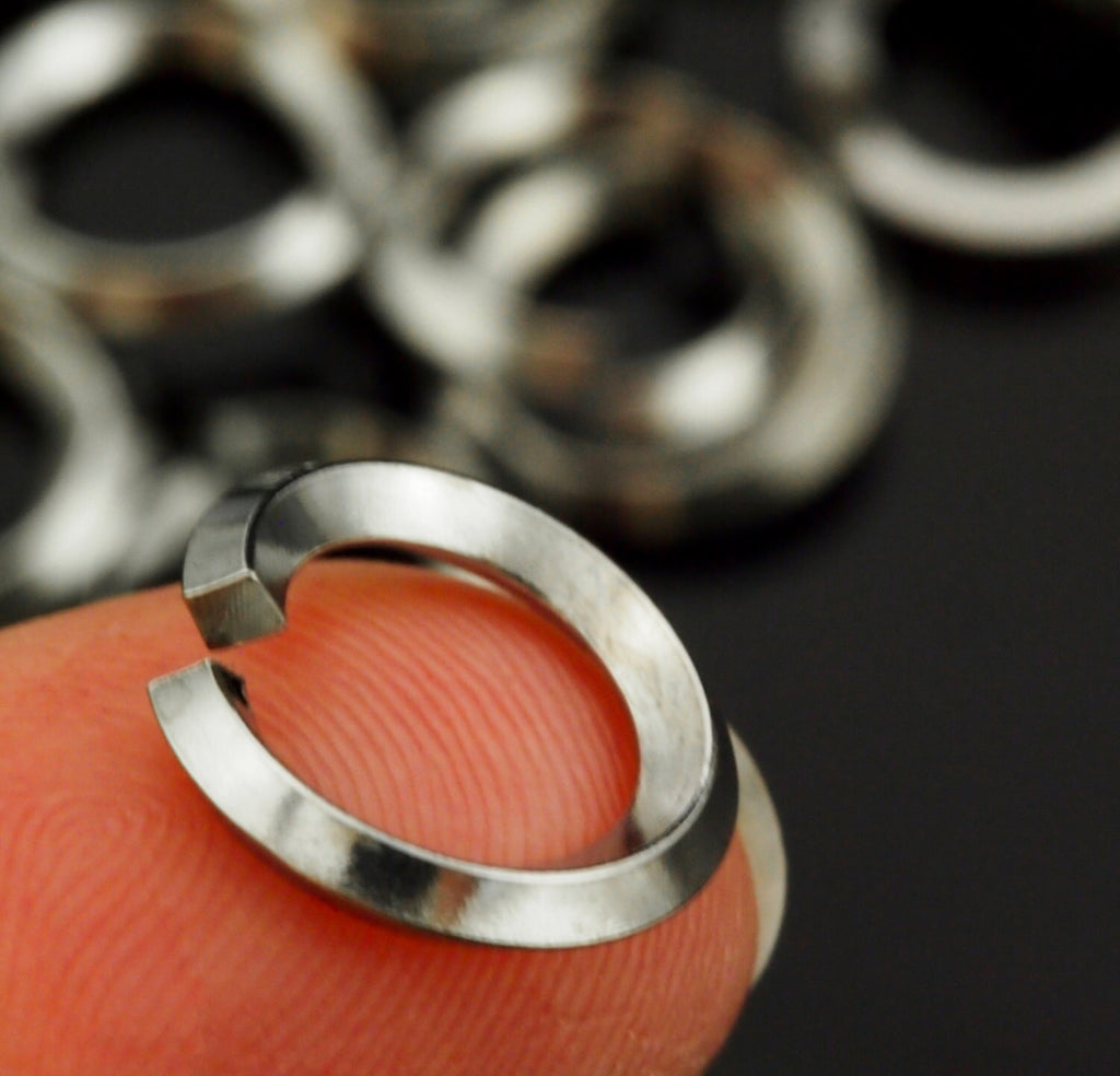 25 Nickel Free Stainless Steel Jump Rings Handmade in 14 or 18 Gauge - Square, Square on Edge or Twisted - Choice of Diameter