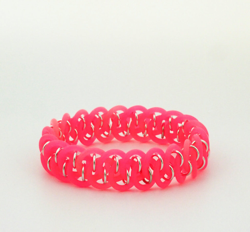 Neon Dragon Scale Bracelet Tutorial - Easy Beginner Chainmaille
