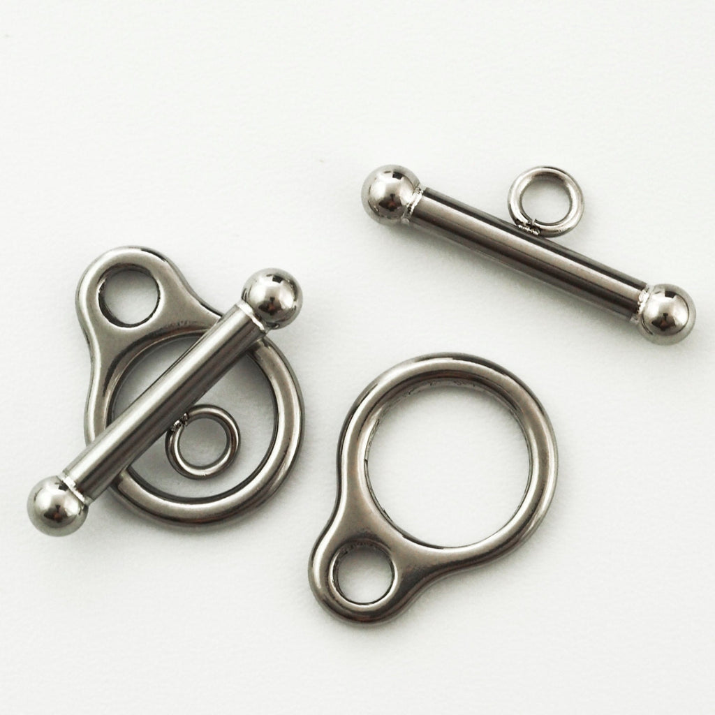 1 Stylish Stainless Steel Toggle Clasp - 23mm X 19mm - Shiny and Sturdy